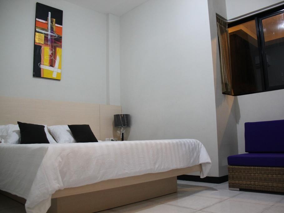 Swk 95 Hotel Surabaya Exterior photo