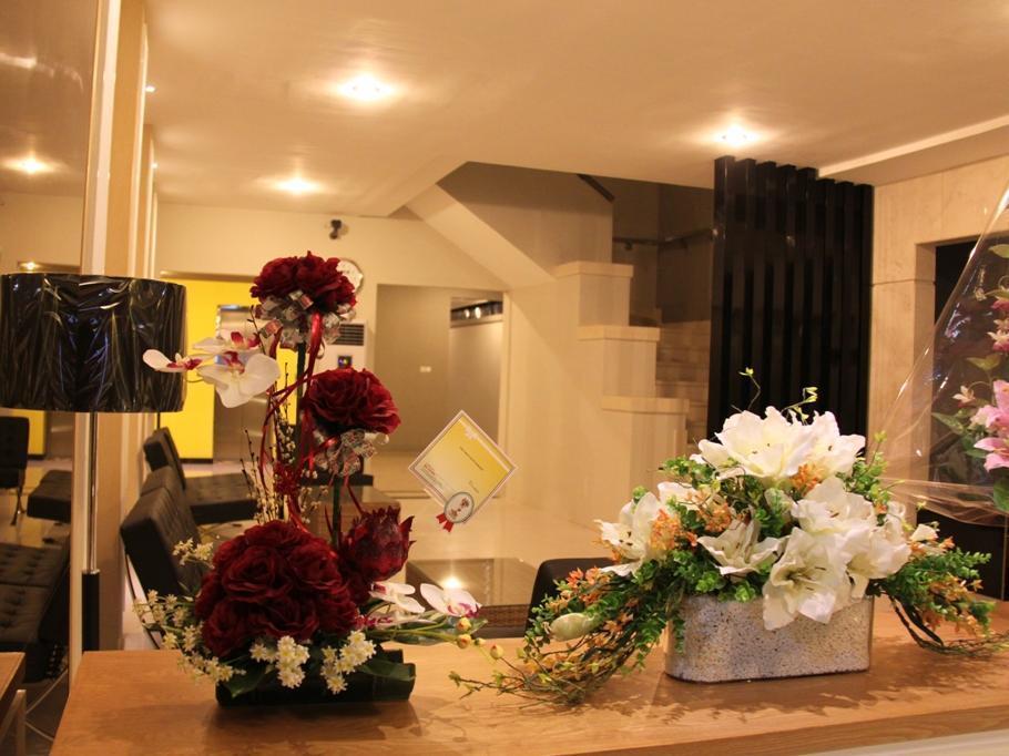 Swk 95 Hotel Surabaya Exterior photo