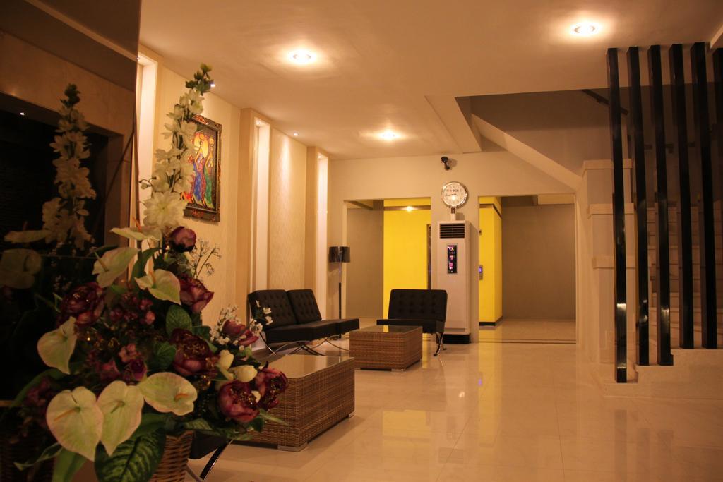 Swk 95 Hotel Surabaya Exterior photo