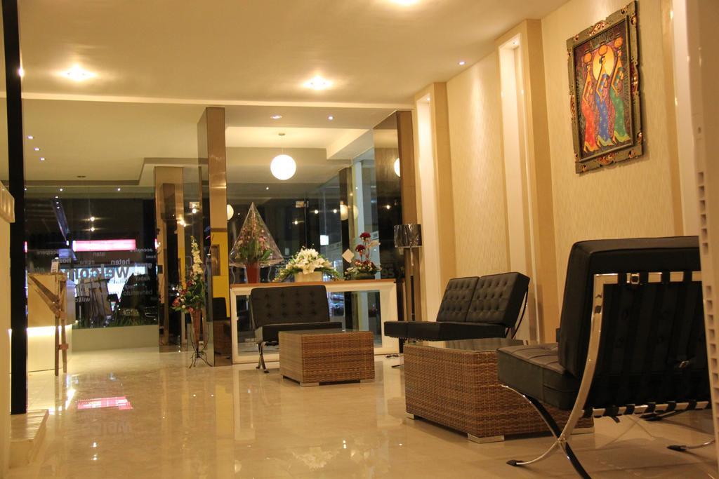 Swk 95 Hotel Surabaya Exterior photo